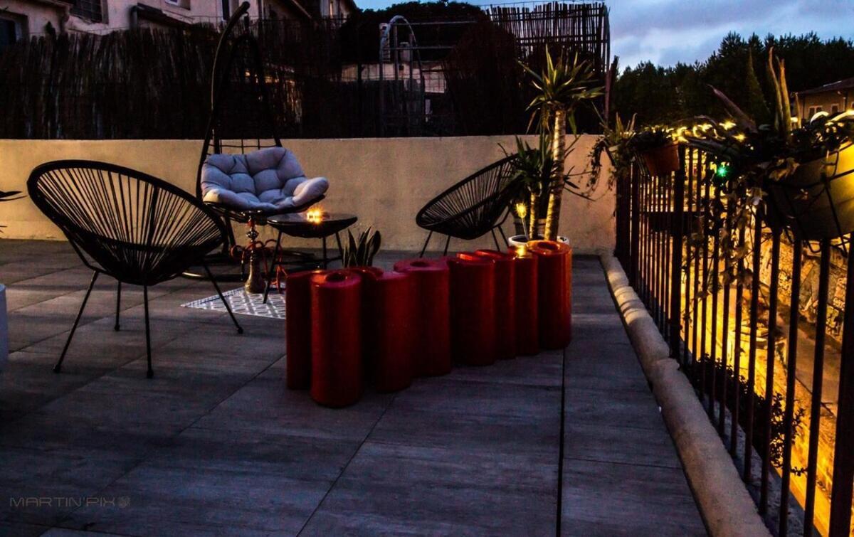 L'Amoureux - Terrasse Et Climatisation Coeur De Ville มงต์เปอลิเยร์ ภายนอก รูปภาพ