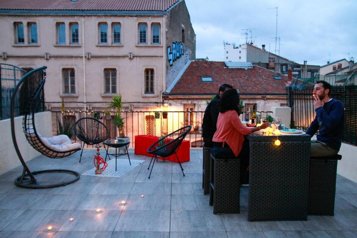 L'Amoureux - Terrasse Et Climatisation Coeur De Ville มงต์เปอลิเยร์ ภายนอก รูปภาพ